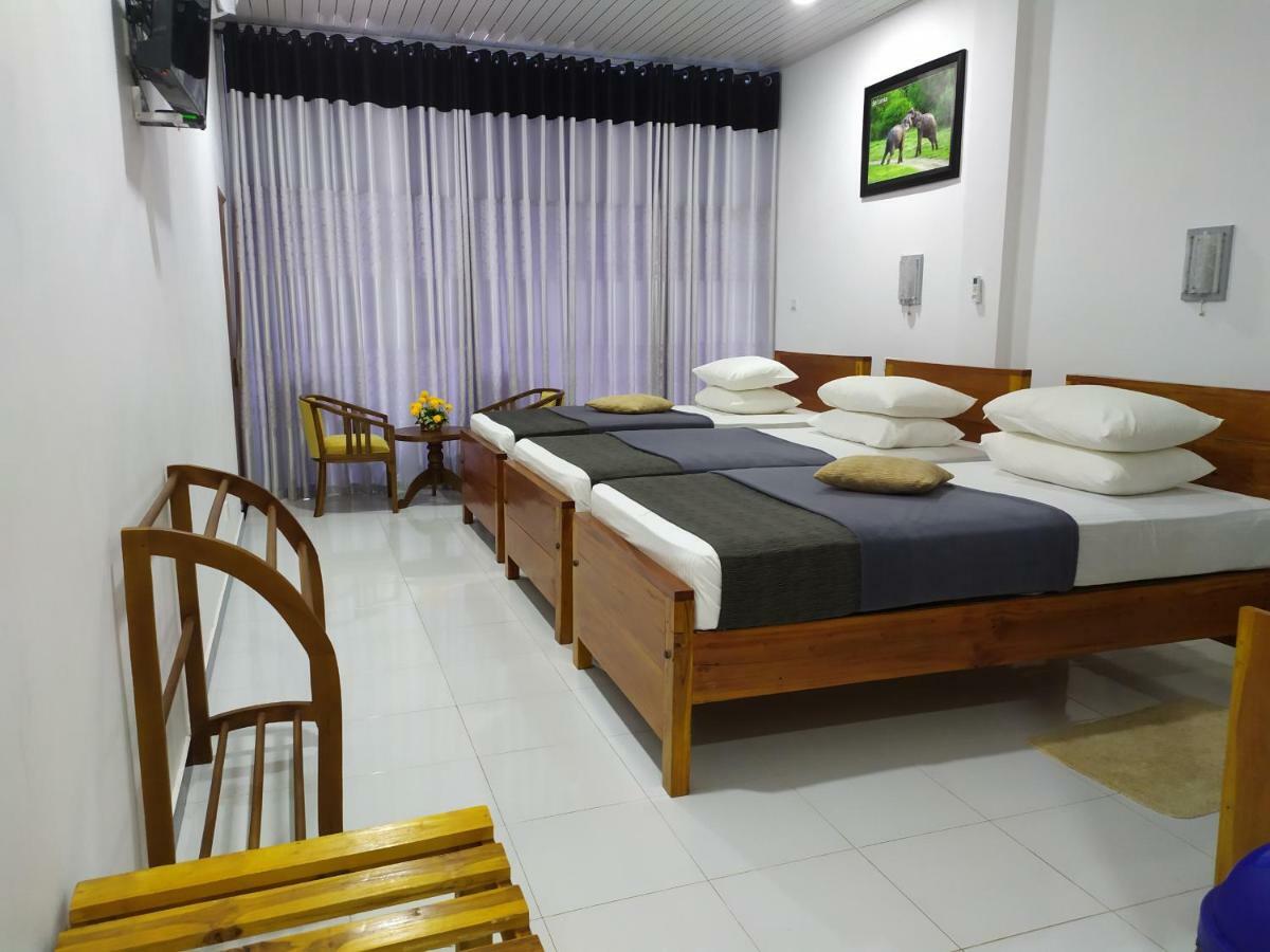 ACME Grand Hotel Habarana Buitenkant foto